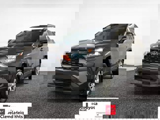 Used 2019 Toyota RAV4 LE image 1