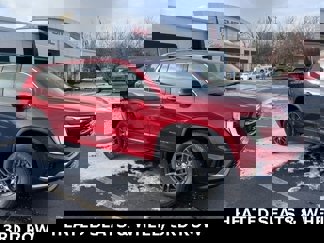 New 2025 GMC Acadia Elevation image 1