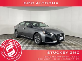 Used 2023 Nissan Altima 2.5 SV image 1