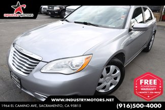 Used 2013 Chrysler 200 LX image 1