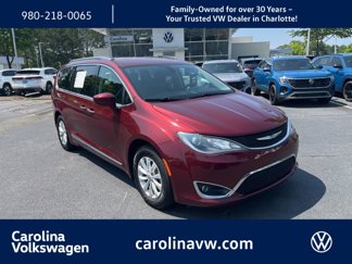 Used 2019 Chrysler Pacifica Touring-L image 1