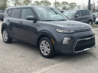 Used 2021 Kia Soul LX image 1