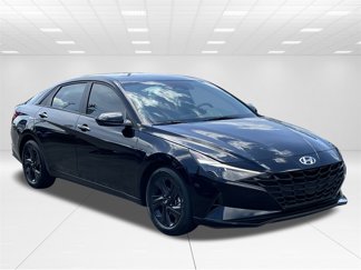 Certified 2023 Hyundai Elantra SEL image 1