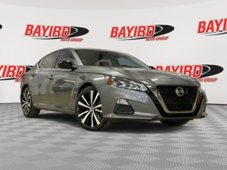 Used 2021 Nissan Altima 2.5 SR image 1