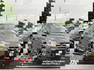 Used 2013 Ford Focus SE image 1