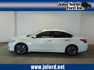 Used 2016 Nissan Altima 2.5 SL w/ Moonroof Package image 1