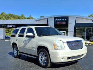 Used 2011 GMC Yukon Denali image 1
