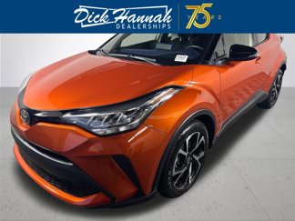 Used 2020 Toyota C-HR XLE image 1
