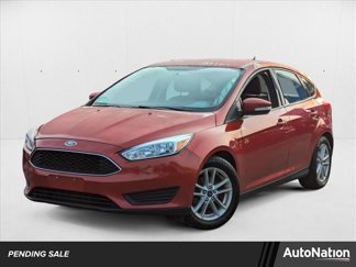 Used 2018 Ford Focus SE w/ Cold Weather Package image 1