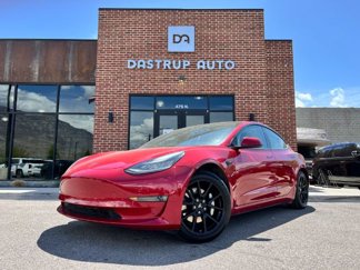 Used 2019 Tesla Model 3 Long Range image 1