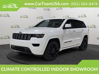 Used 2020 Jeep Grand Cherokee Altitude image 1