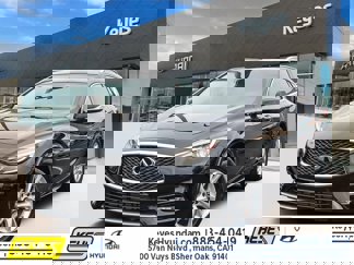 Used 2017 INFINITI QX30 Premium w/ Navigation Package image 1