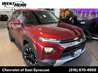 Used 2022 Chevrolet TrailBlazer LT image 1