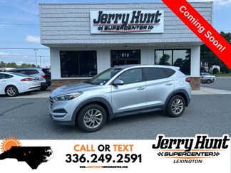 Used 2018 Hyundai Tucson SE image 1
