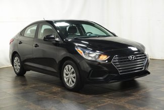 Certified 2022 Hyundai Accent SE image 1