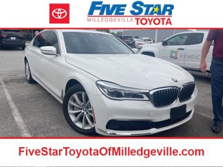 Used 2019 BMW 750i xDrive w/ Cold Weather Package image 1