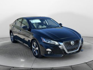 Used 2022 Nissan Altima 2.5 SL image 1