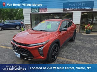 Used 2024 Chevrolet Trax ACTIV w/ Driver Confidence Package image 1