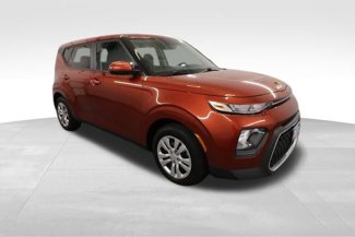 Used 2022 Kia Soul LX image 1