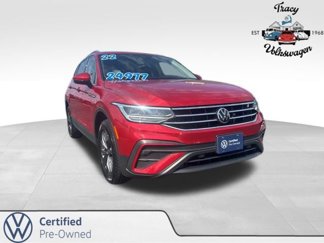 Certified 2022 Volkswagen Tiguan SE image 1