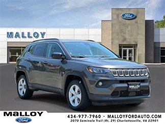 Used 2022 Jeep Compass Latitude image 1