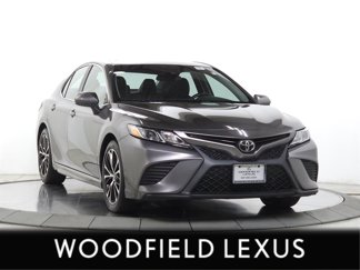 Used 2018 Toyota Camry SE image 1