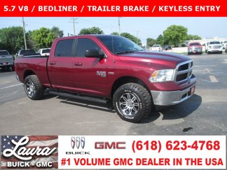 Used 2019 RAM 1500 Classic SLT image 1