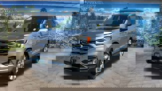 Used 2023 Ford Edge Titanium image 1