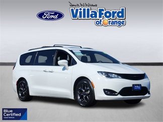 Used 2019 Chrysler Pacifica Touring-L Plus image 1