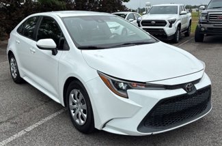 Used 2021 Toyota Corolla LE image 1