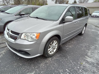 Used 2016 Dodge Grand Caravan SXT w/ UConnect Hands-Free Group image 1