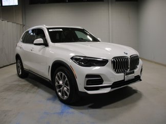 Used 2022 BMW X5 xDrive40i w/ Premium Package image 1