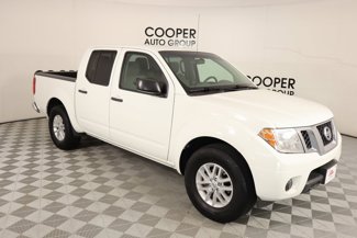 Used 2018 Nissan Frontier SV image 1