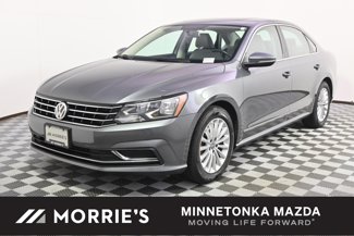 Used 2017 Volkswagen Passat 1.8T SE image 1