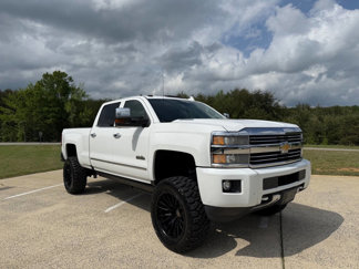 Used 2015 Chevrolet Silverado 2500 High Country w/ Duramax Plus Package image 1
