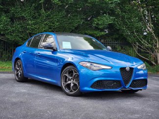 Used 2020 Alfa Romeo Giulia Ti Sport w/ Quick Order Package 22S Sport video 1