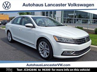 Used 2018 Volkswagen Passat 2.0T SEL Premium image 1