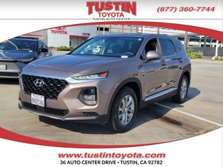 Used 2019 Hyundai Santa Fe SE image 1