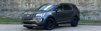 Used 2017 Ford Explorer XLT w/ XLT Technology Feature Bundle image 1