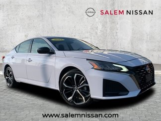 Used 2024 Nissan Altima 2.5 SR image 1