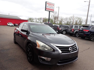 Used 2013 Nissan Altima 2.5 S image 1