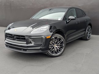 Certified 2024 Porsche Macan image 1