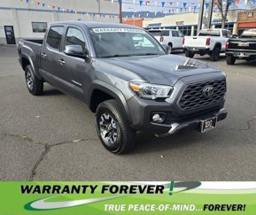 Used 2022 Toyota Tacoma TRD Off-Road image 1