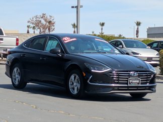 Certified 2023 Hyundai Sonata SE w/ Preferred Accessory Package image 1