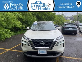 Used 2022 Nissan Rogue SV w/ SV Premium Package image 1