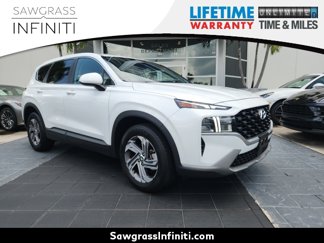 Used 2023 Hyundai Santa Fe SE image 1