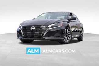 Used 2024 Nissan Altima 2.5 SV image 1