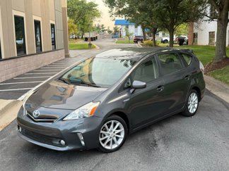 Used 2013 Toyota Prius V Five image 1