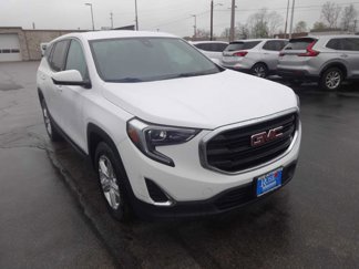 Used 2020 GMC Terrain SLE w/ LPO, Floor Liner Package image 1