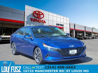 Used 2023 Hyundai Elantra SEL w/ Convenience Package image 1